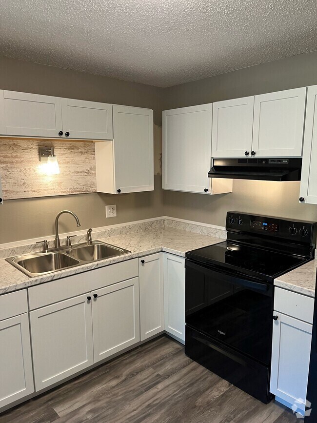 Fairmont Park Student Apartments for Rent Des Moines, IA 2 Rentals