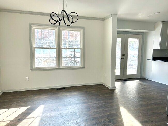 Foto del edificio - 6348 Torrence St