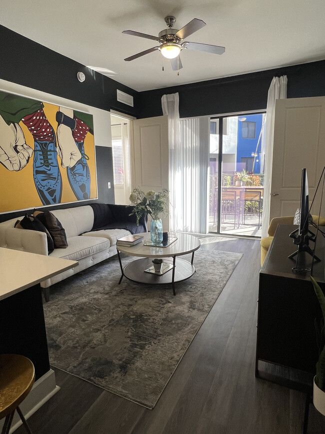 Foto del edificio - 5084 NW 84th Ave