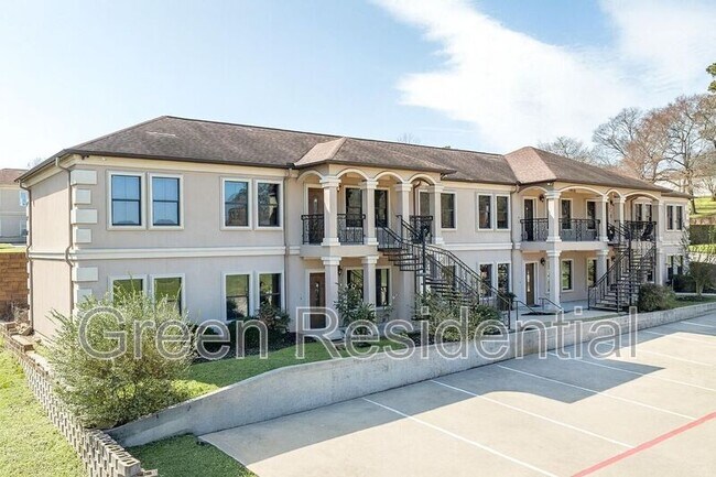 Foto del edificio - 13165 Snow Ln