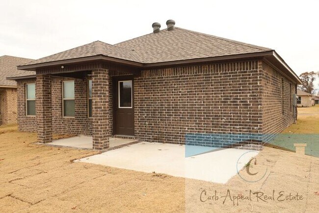 Foto del edificio - Move in special $1000!! Beautiful new construction 3 bed / 2 bath home in Jonesboro - Brookland s...