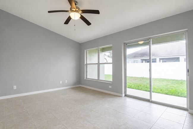 Building Photo - 402 Bridgewater Ct