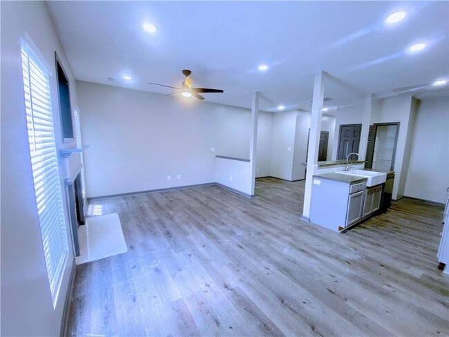 Building Photo - 4938 Wexford Trail
