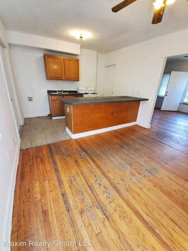 Foto del edificio - 2 br, 1 bath House - 1053 S 28 ST