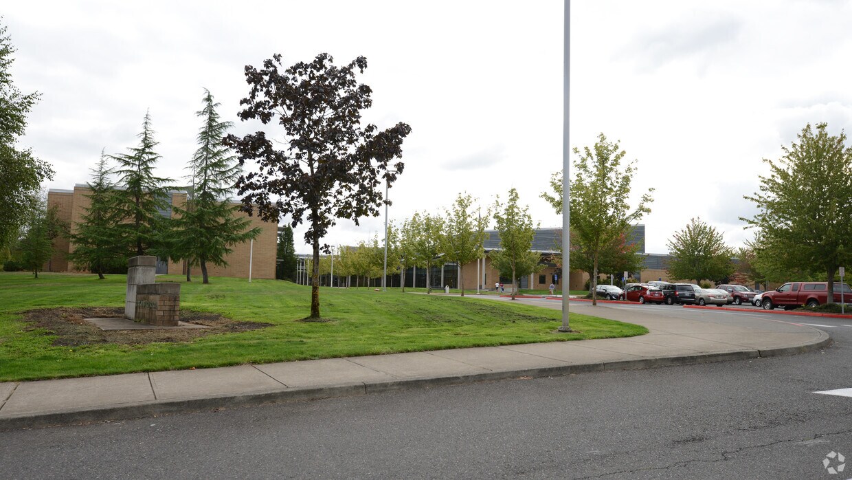 Building Photo - 7886 SE Stephanie Ct