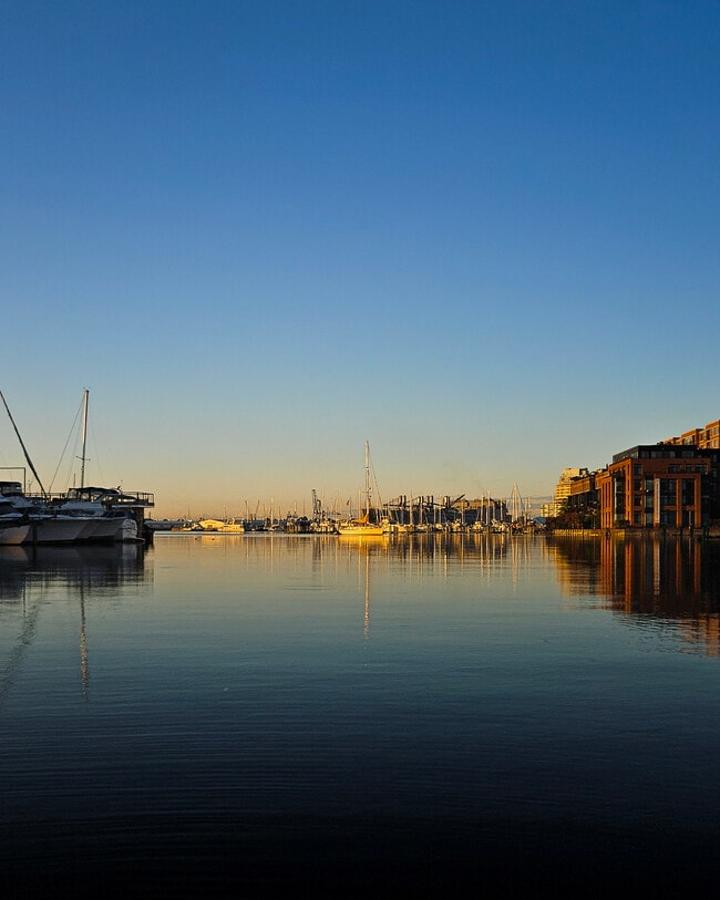 Foto del edificio - 1900 Aliceanna St