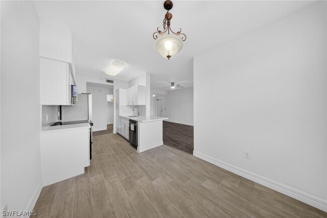 Foto del edificio - 7925 Preserve Cir