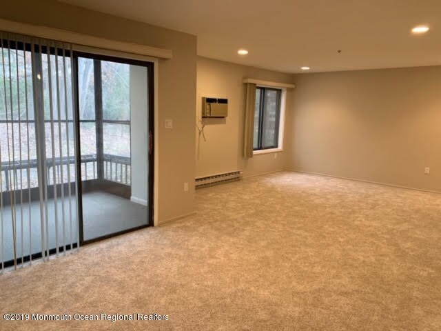 Foto del edificio - 122 Amberly Dr