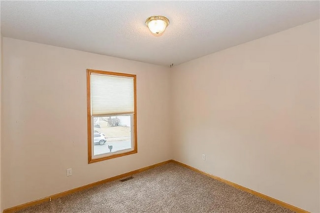 Building Photo - 1305 NE 105th Terrace