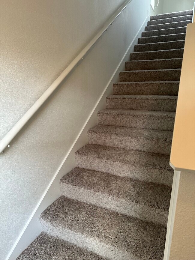 Stairs - 4080 Pitch Pine Cir