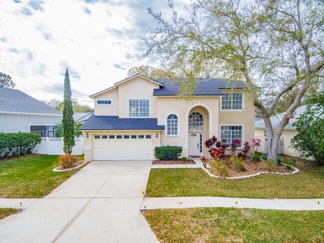 Building Photo - Beautiful renovated 4 bedroom 3 bathroom H...
