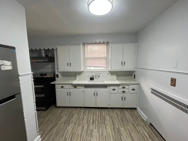 Foto del edificio - 1814 Napfle Ave