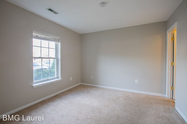 Building Photo - 4 br, 3.5 bath House - 1031 Carbondale Way