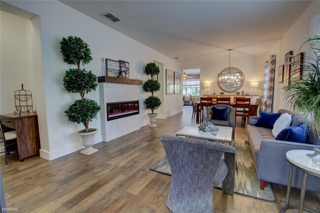 Foto del edificio - 4 br, 2 bath House - 13044 Oulton Circle