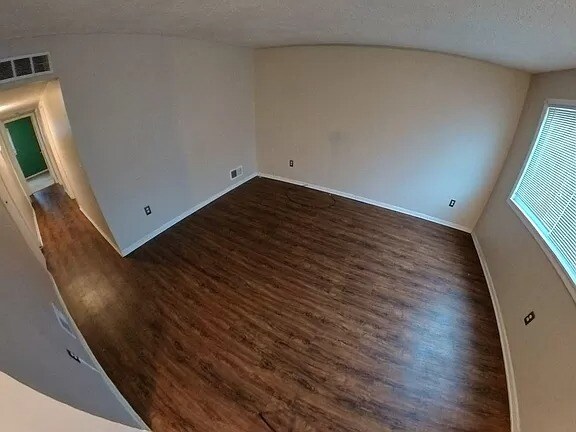 Foto del edificio - 1309 E Muir Ave