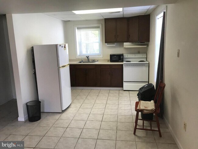 Building Photo - 3861 Gamber Rd