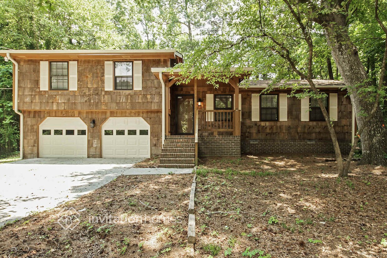 Foto principal - 3236 Lincoln Pl