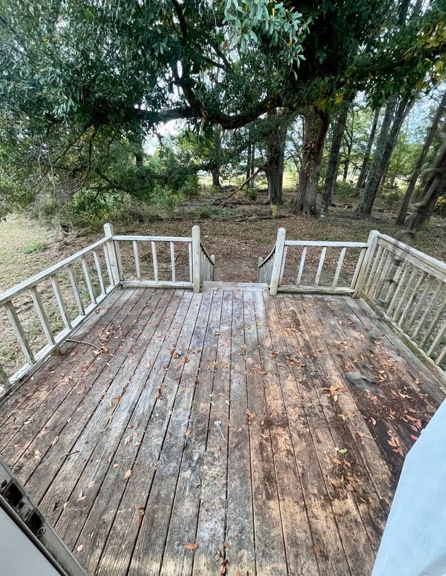 Building Photo - 3 Bed/2 Bath Mobile Home