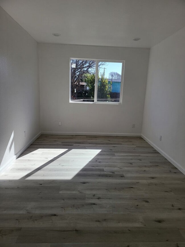 Building Photo - New ADU unit available in Richmond, CA