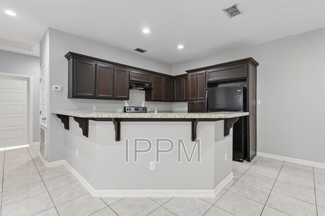 Building Photo - 20468