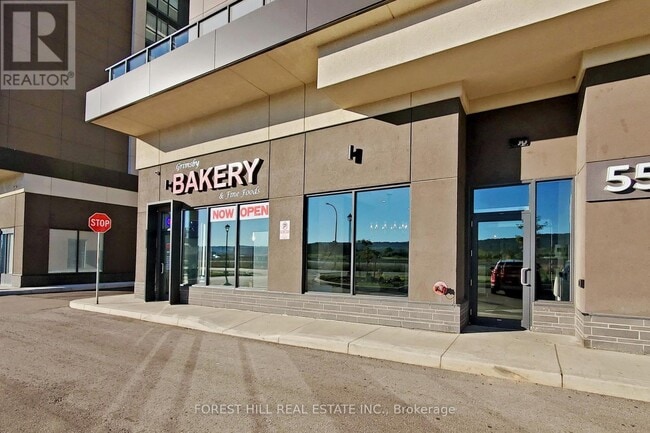 Building Photo - 550-550 N Service Rd