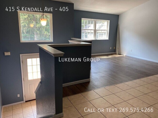 Foto del edificio - 415 S Kendall Ave