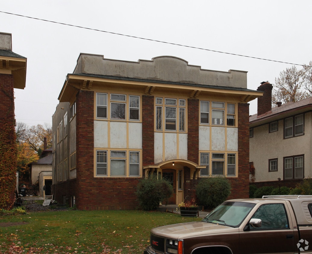 Primary Photo - 4528 Bryant Ave S