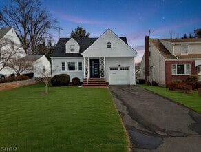 Building Photo - 321 Minute Arms Rd