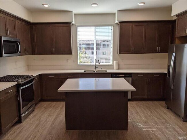 Foto del edificio - 2565 Charing Rd