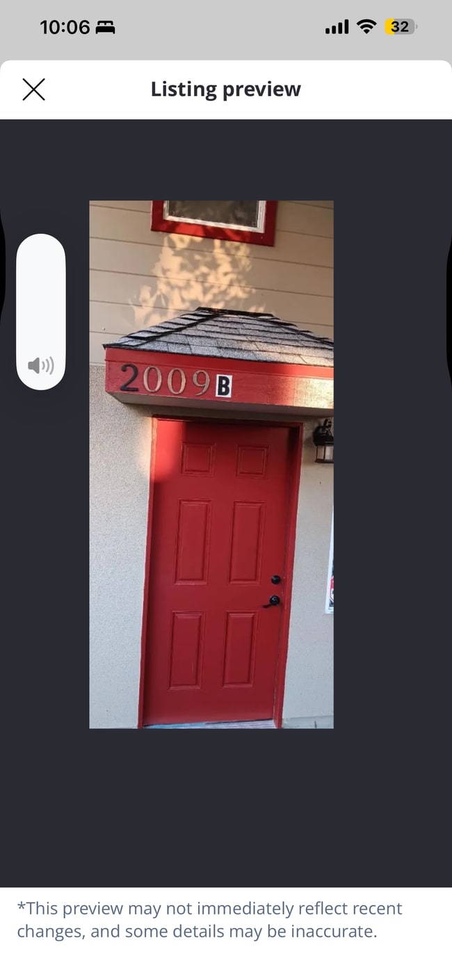 Building Photo - 2009 Glenneyre St