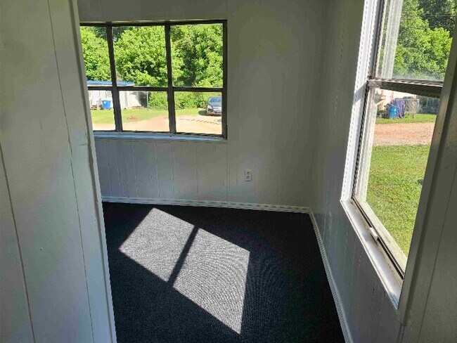 Building Photo - 3632 Ridge Ct