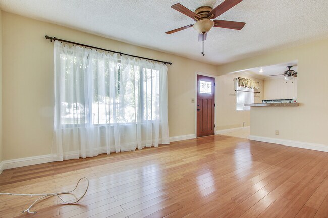Large Living Room - 229 N Shamrock Ave