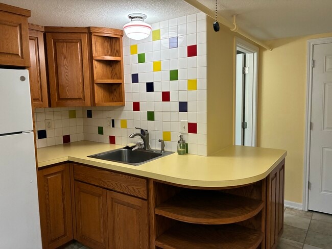 Foto del edificio - 5508 SE Harold St