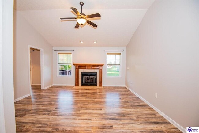 Building Photo - 605 Wind Brook Dr