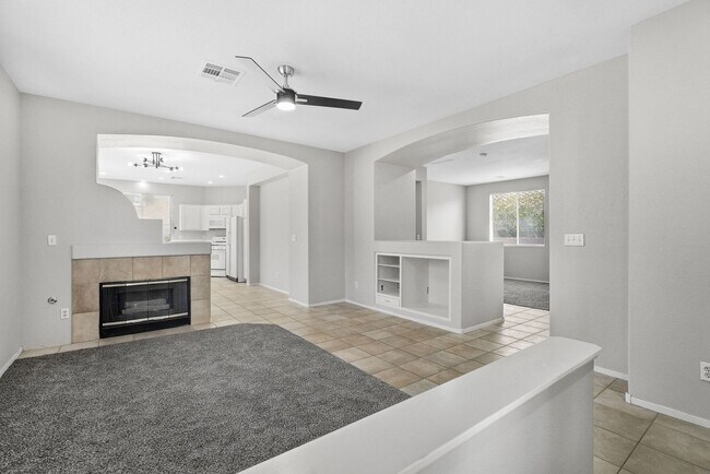 Foto del edificio - SUMMERLIN NORTH!!! SINGLE STORY!!! LARGE YARD!!! RECENTLY RENOVATED!!! NEW CARPET!!! NEAR DOWNTOW...