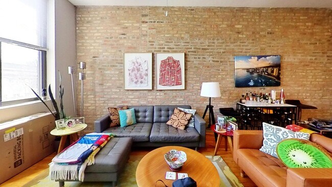 Foto del edificio - 3454 N Southport Ave