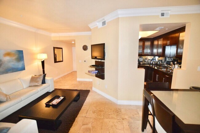 Building Photo - Meridian Luxury 1 Bed/1Bath Condo in Resort Style Community.