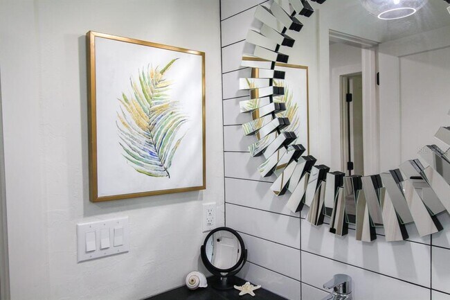 Foto del edificio - 1910 Morrill St