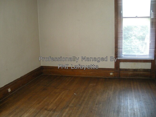 Building Photo - 757 E Clinton St