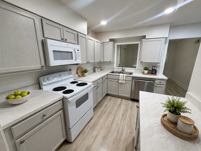 Foto del edificio - 1519 Cranford Rd
