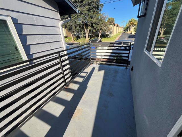 Building Photo - 2110 L Ave