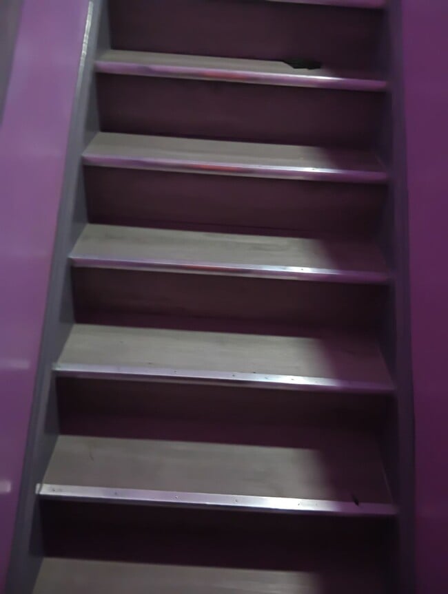 Nueva escalera - 67 Rose Ter