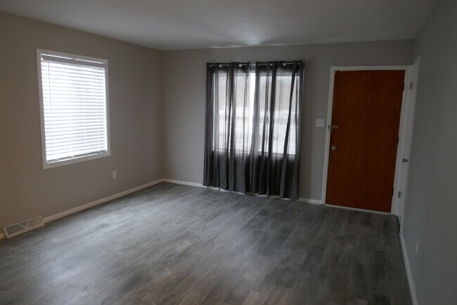 Sala de estar - 201 SW State St