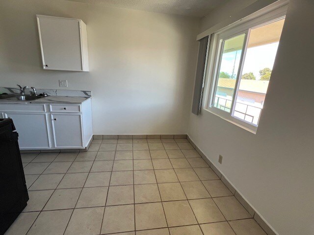 Foto del edificio - 25350 Oak St