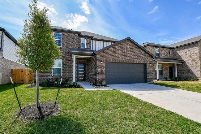 Building Photo - 23303 Meadow Ln
