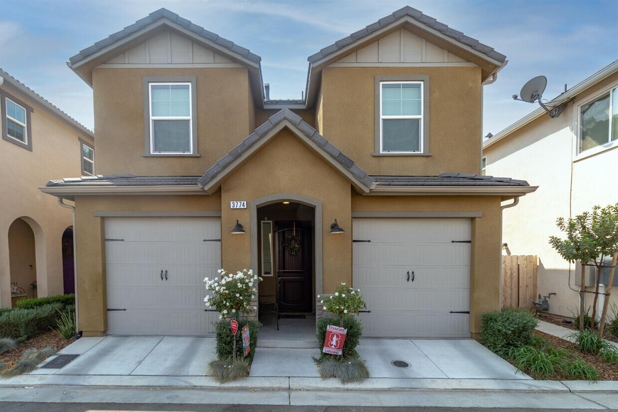 Primary Photo - 3774 Savant Ln