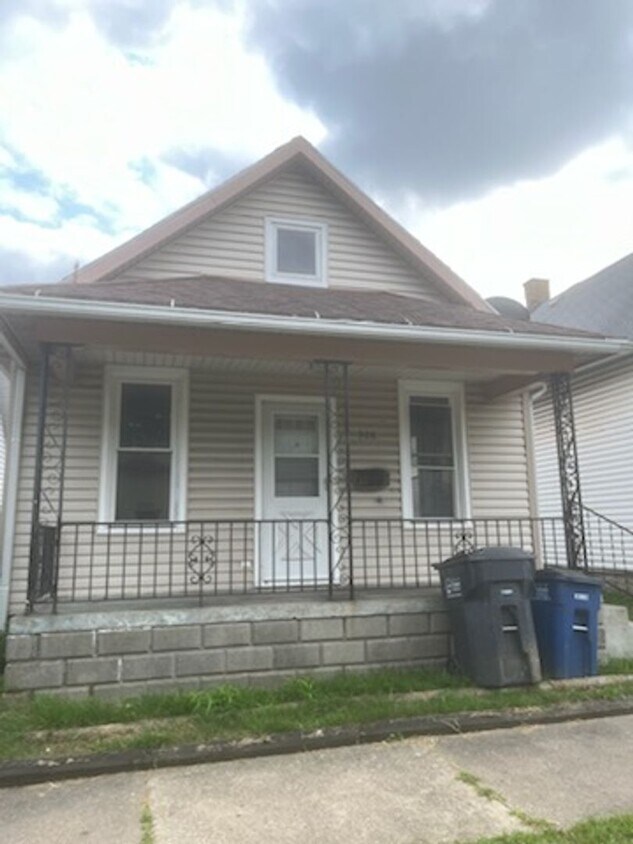 Primary Photo - Cute 2 Bedroom Located in North Toledo