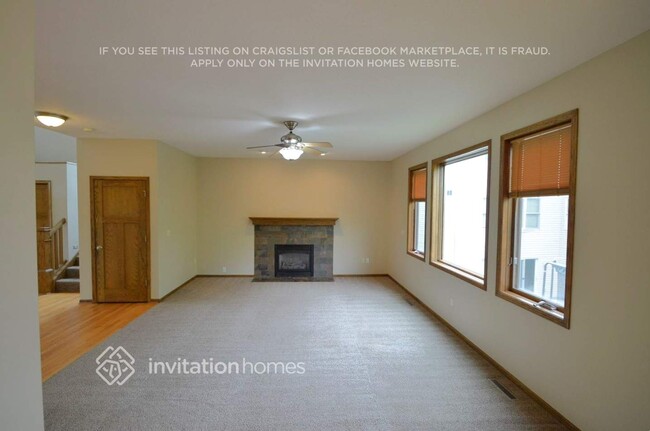 Building Photo - 3639 103rd Tr N
