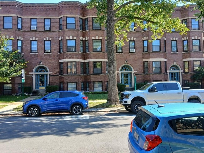 Front building - 206 N Kenilworth Ave
