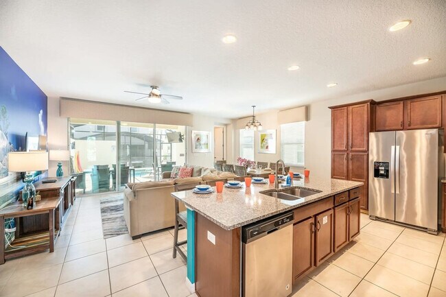 Foto del edificio - 1602 Carey Palm Cir